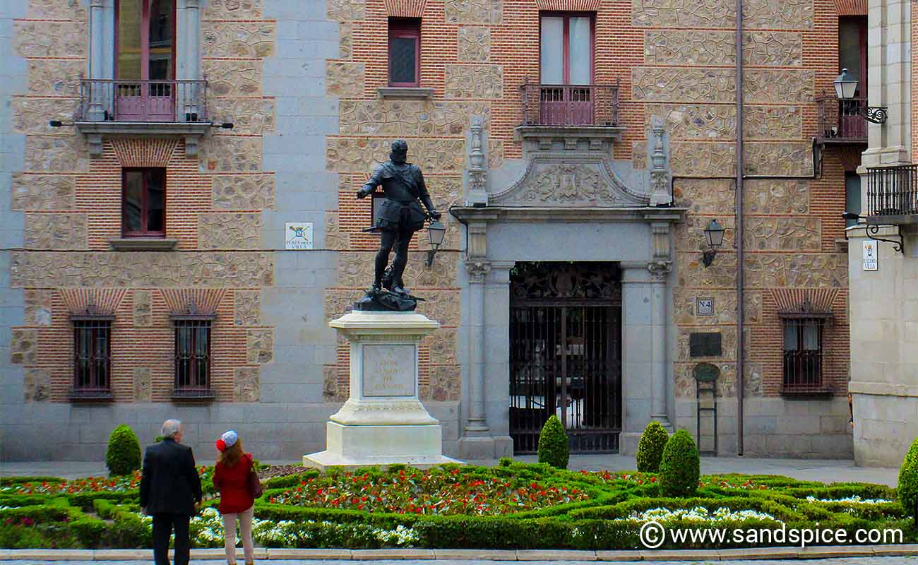 Madrid - Airport Transfers & Where to Stay